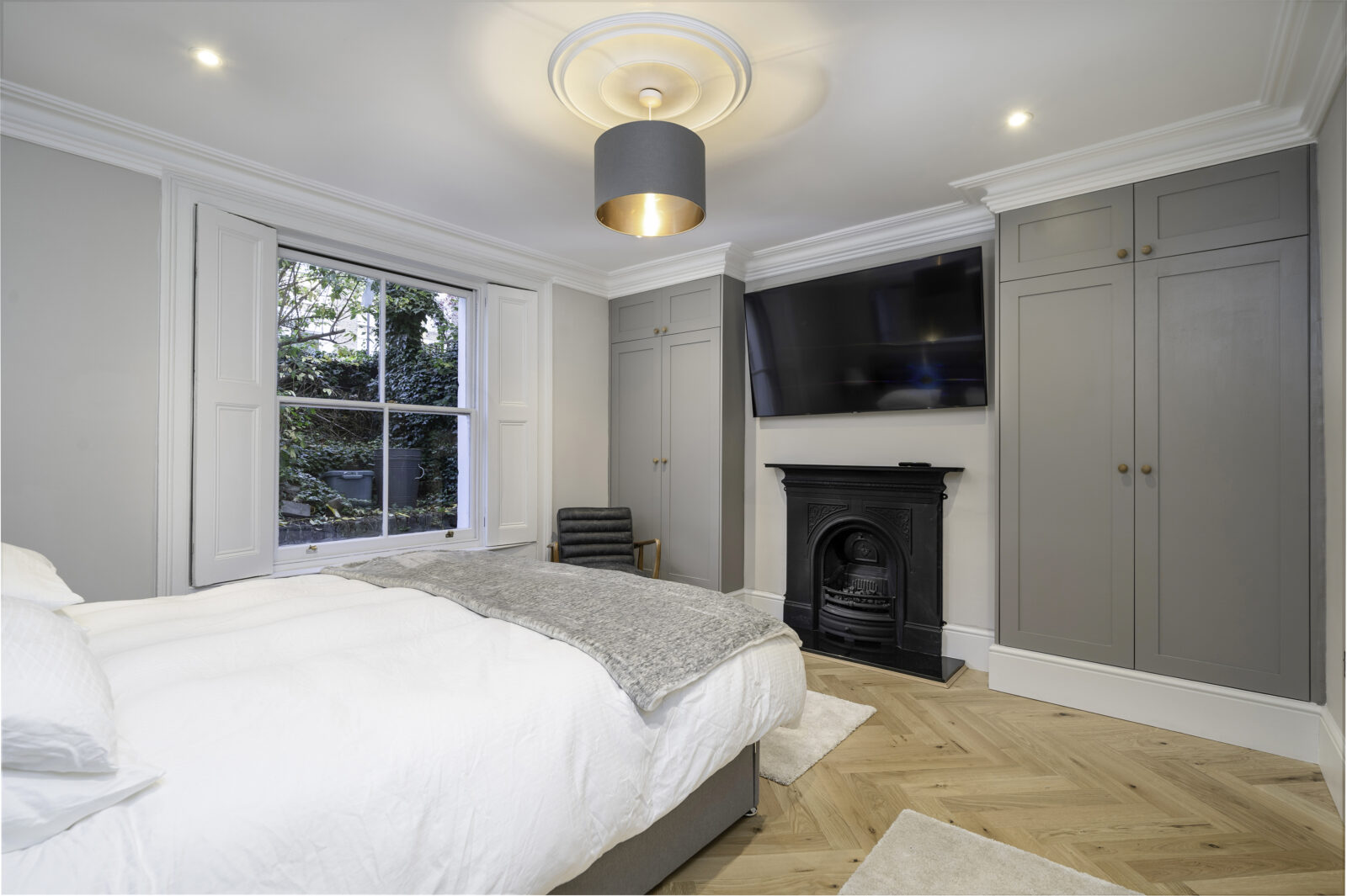 040www.bright-hill.co.uk 2 Bedroom N1 Rent Let www.steele.london Video floor plan photography virtual tour 360 EPC