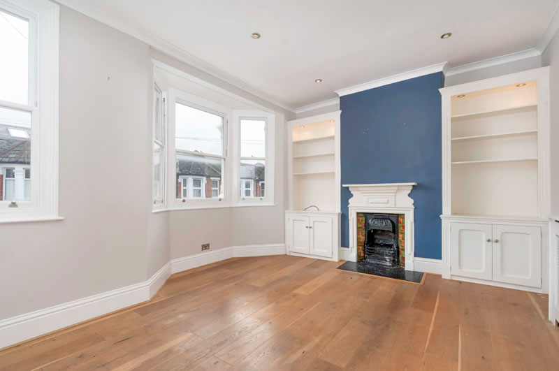 01-2-3-Bedroom-Brighthill-SW18-Photos-Floor-Plan-Virtual-Tour-www.steele.london-EPC-Video-1-2.jpg.webp